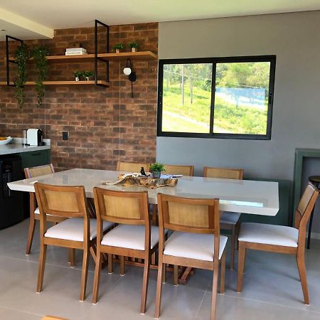 הוילה אורוביסי Casa Por Do Sol Com Banheira De Hidromassagem מראה חיצוני תמונה